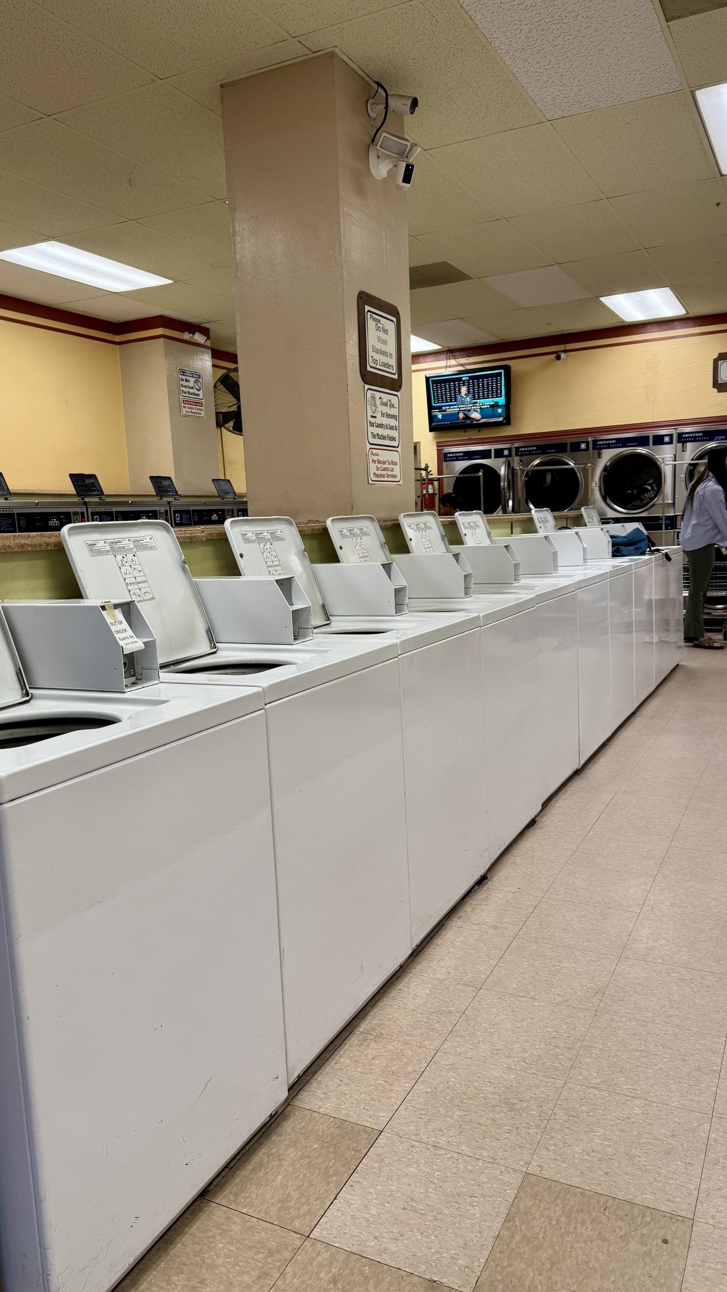 coin laundry near me, coin laundry